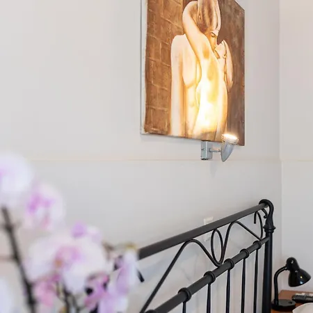 Alena Aparthotel 4*