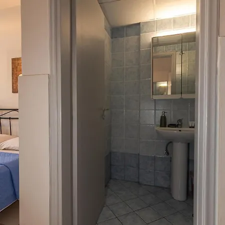 Alena Aparthotel 4*